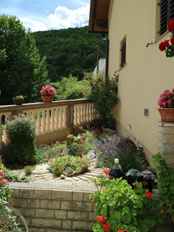 Apartment Luka Kuterevo Εξωτερικό φωτογραφία